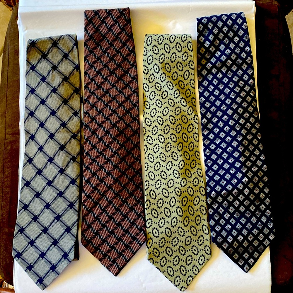 Very HANDSOME Giorgio Armani Ties Offer ‼️    Four New With Tags 🏷️